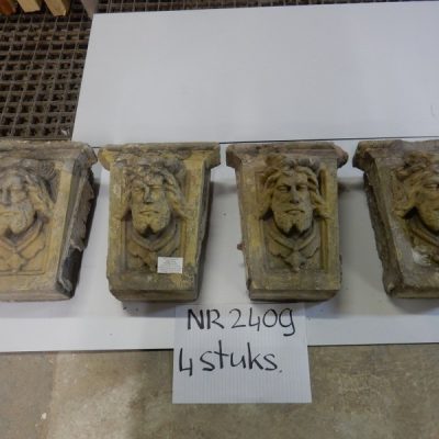 4 male facade ornaments 19th century No. 2409