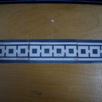 Blue/white trim No. 03