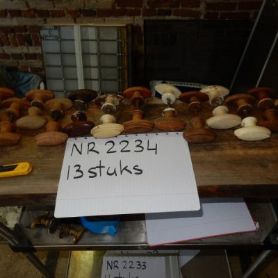 Wooden Door Knobs No. 2234