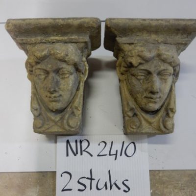 2 Beautiful old female facade ornaments/heads No. 2410