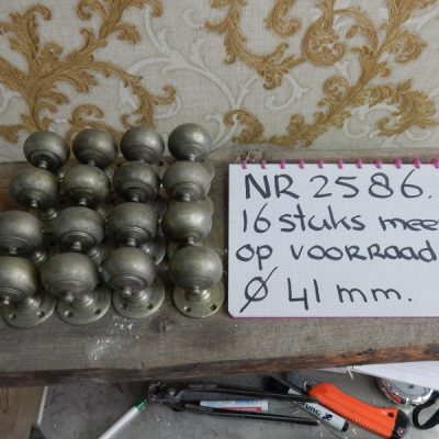 Handrail holders ( End pieces ) No. 2586