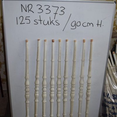 Houten trapspijlen Nr. 3373