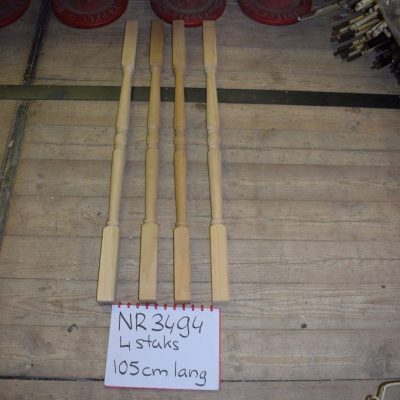 Wooden stair rail No. 3494