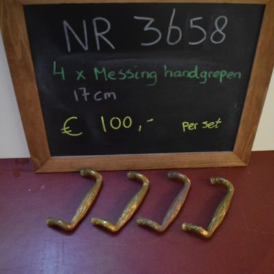 Set of brass handles No. 3658
