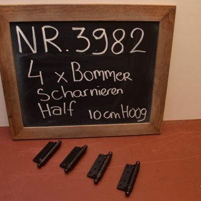Half bomb hinges No. 3982