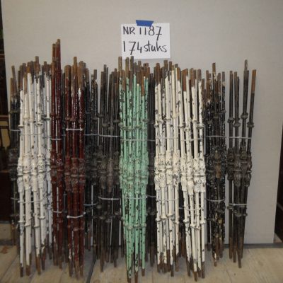 Cast Iron Stair Arrows No. 1187