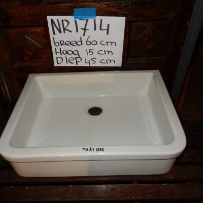 Porcelain sink no. 1714