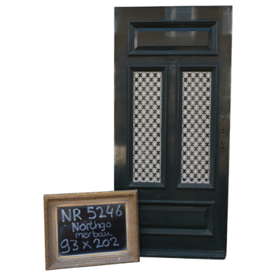 Front door 93 x 202 No. 5246