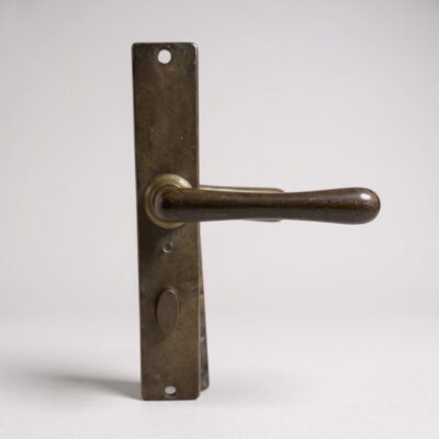 Solid bronze door handle with shield No. 5282